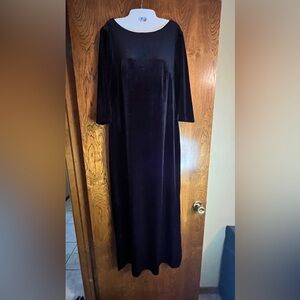 My Michelle, Long black dress